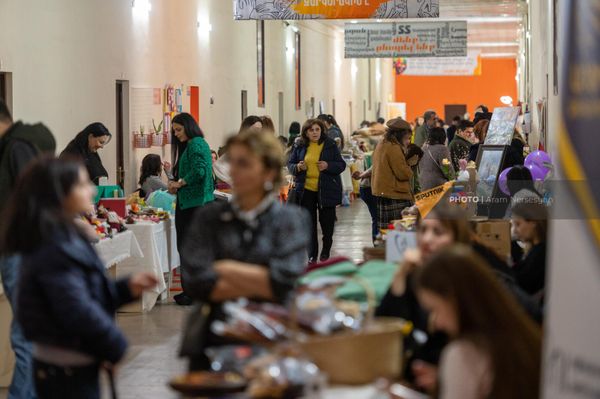 «Արցախը մեր սրտում» խորագրով բարեգործական ցուցահանդես-վաճառք - Sputnik Արմենիա