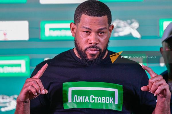 Aмериканский боксер Майк Балогун на церемонии взвешивания (2 марта 2023). Еревaн - Sputnik Армения