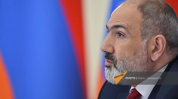 Նիկոլ Փաշինյանն ասուլիսին - Sputnik Արմենիա