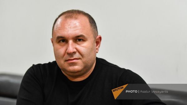 Политолог Григор Баласанян в гостях радио Sputnik - Sputnik Армения