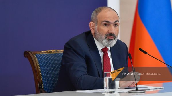 Премьер-министр Никол Пашинян проводит пресс-конференцию (14 марта 2023). Еревaн - Sputnik Армения
