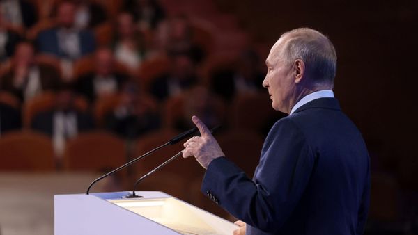 Президент РФ Владимир Путин  - Sputnik Армения