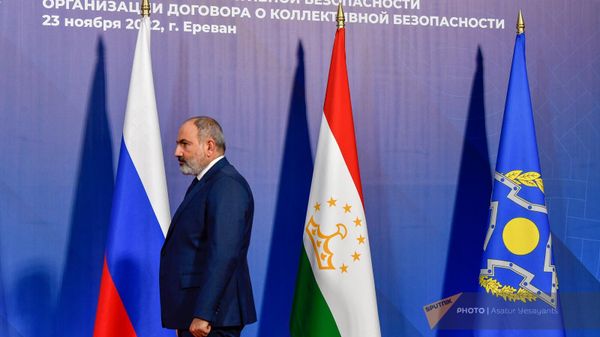 Արևմուտքը ՀՀ իշխանություններին պատվեր է իջեցրել էժանացնելու ՀԱՊԿ–ի դերը. Բադալյան - Sputnik Արմենիա