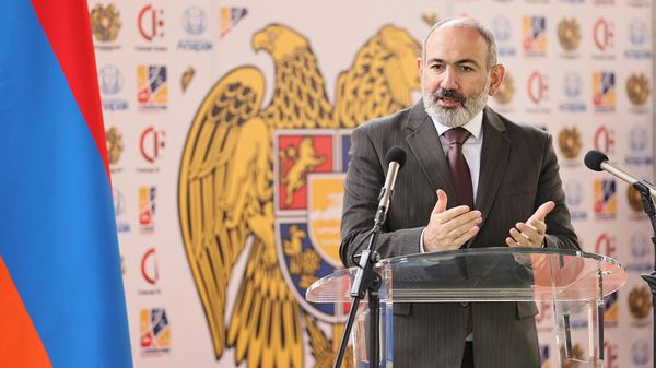 Նիկոլ Փաշինյանը մասնակցել է «ՀՀ վարչապետի գավաթ» սեղանի թենիսի սիրողական մրցաշարի եզրափակիչ փուլին - Sputnik Արմենիա