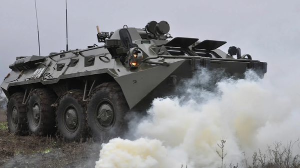 БТР специалистов РХБ защиты ЮВО в Армении на военном полигоне - Sputnik Армения