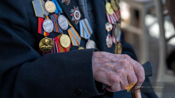 Международная акция Сад памяти в Парке Победы в память о павших на фронтах Великой Отечественной войны (5 апреля 2023). Еревaн - Sputnik Армения