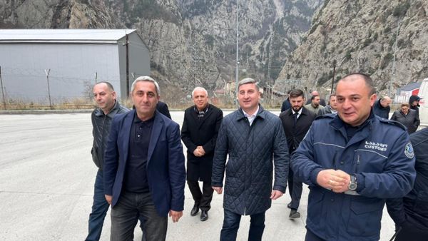 Հայկական պատվիրակությունը ծանոթացել է Լարսի վտանգավոր հատվածը շրջանցող թունելի շինարարական աշխատանքներին - Sputnik Արմենիա