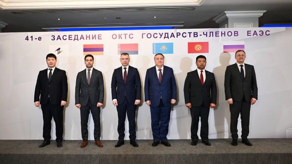 Մաքսային Միության անդամ պետությունների մաքսային ծառայությունների միավորված կոլեգիայի 41-րդ նիստը Երևանում - Sputnik Արմենիա