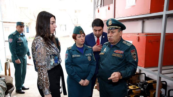 Замминистра внутренних дел Арпине Саркисян посетила Государственную академию кризисного управления, переданную в ведение МВД (8 апреля 2023). Еревaн - Sputnik Армения