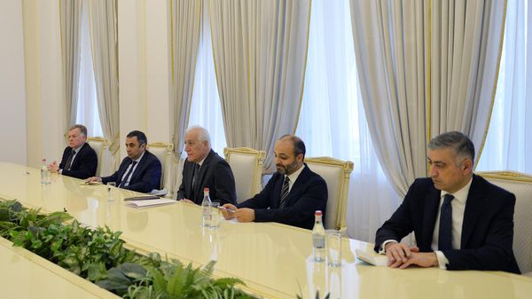 Президент Ваагн Хачатурян принял делегацию во главе с Действующим председателем ОБСЕ, министром иностранных дел Северной Македонии Буяром Османи (13 апреля 2023). Еревaн - Sputnik Армения