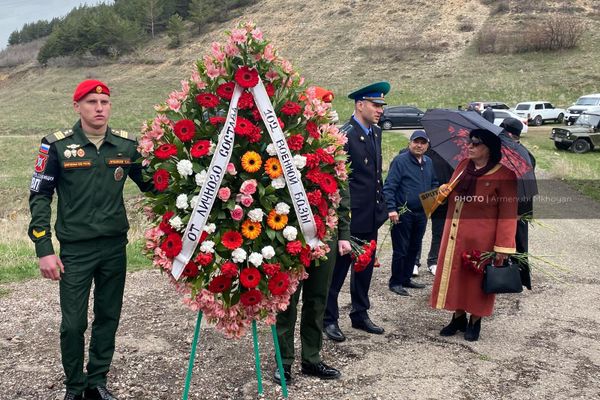 Հարգանքի տուրք Ջարդի ձորում - Sputnik Արմենիա