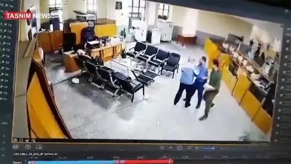 Появилось видео убийства аятоллы Сулеймани в офисе банка - Sputnik Армения