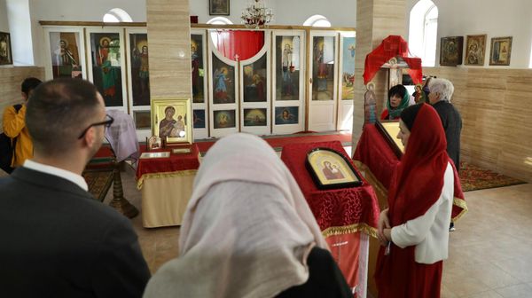 Министр ОНКС Жанна Андреасян приняла участие в открытии восстановленной ассирийской родовой часовни Саградовых общины Димитров (27 апреля 2023). Арарат - Sputnik Армения
