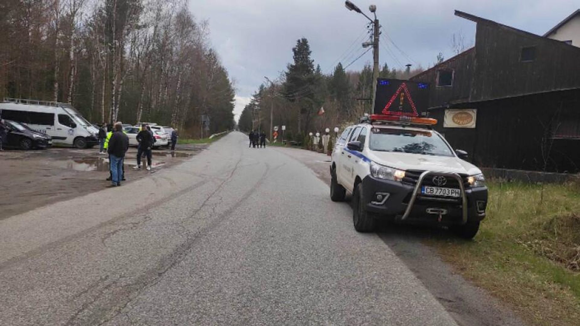 Полиция на месте инцидента с кортежем главного прокурора Болгарии Ивана Гешева на автотрассе София - Самоков (1 мая 2023). Болгария - Sputnik Армения, 1920, 01.05.2023