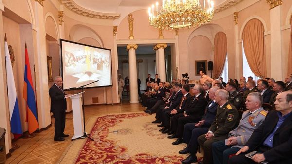 Чрезвычайный и Полномочный Посол Армении в России Вагаршак Арутюнян на торжественном приеме, посвященном 78-й годовщине Победы в Великой Отечественной войне (5 мая 2023). Москва - Sputnik Армения