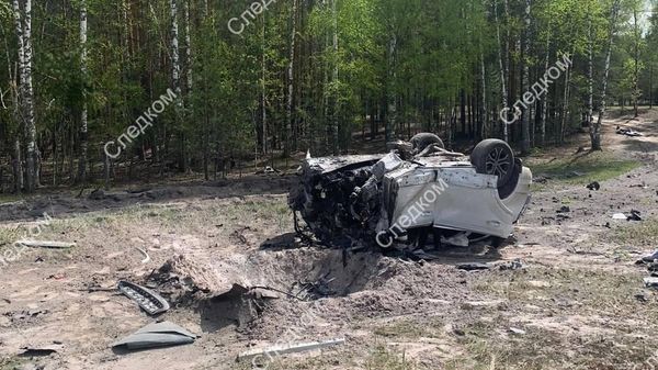 Место взрыва автомобиля, в котором находился Захар Прилепин - Sputnik Армения