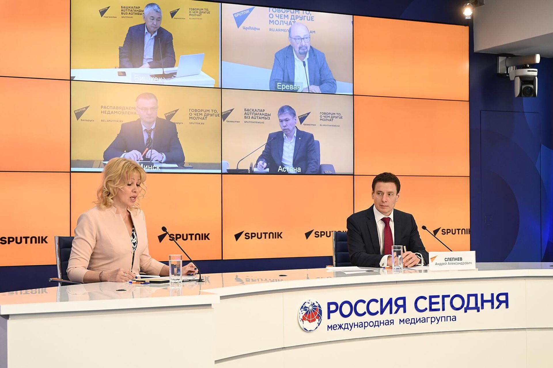 Министр по торговле Евразийской экономической комиссии Андрей Слепнев во время видеомоста (12 мая 2023). Москвa - Sputnik Արմենիա, 1920, 12.05.2023