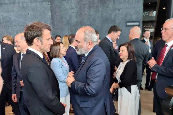Էմանուել Մակրոնն ու Նիկոլ Փաշինյանը - Sputnik Արմենիա