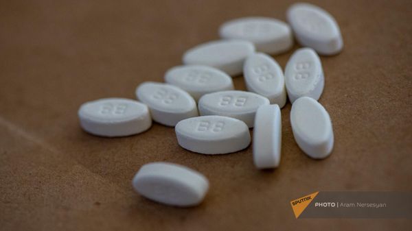 Таблетки субутекса в отделе материаловедческих экспертиз Национального бюро экспертиз - Sputnik Армения