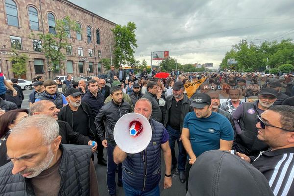 Акция родителей погибших военнослужащих и их сторонников в поддержку арестованной Гаяне Акопян (20 мая 2023). Еревaн - Sputnik Армения