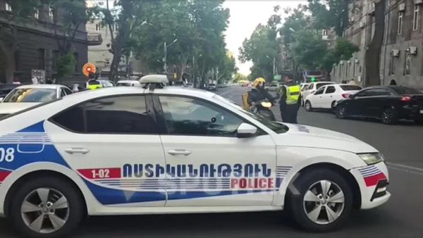 Հանրապետության հրապարակ տանող փողոցները փակ են @ArmeniaSputnik - Sputnik Армения