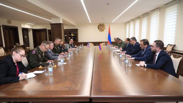 Սուրեն Պապիկյանն ընդունել է ԱՄՆ պաշտպանության դեպարտամենտի ներկայացուցիչներին - Sputnik Արմենիա