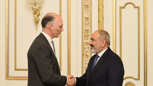 Նիկոլ Փաշինյանն ընդունել է ՄԹ Եվրոպայի հարցերով պետնախարար Լեո Դոքերթիին - Sputnik Արմենիա