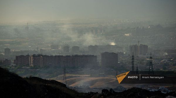 Քաղաքացին իրավունք ունի փոխհատուցում պահանջելու. Նուբարաշենի ծուխը թունավորում է շրջակայքը - Sputnik Արմենիա