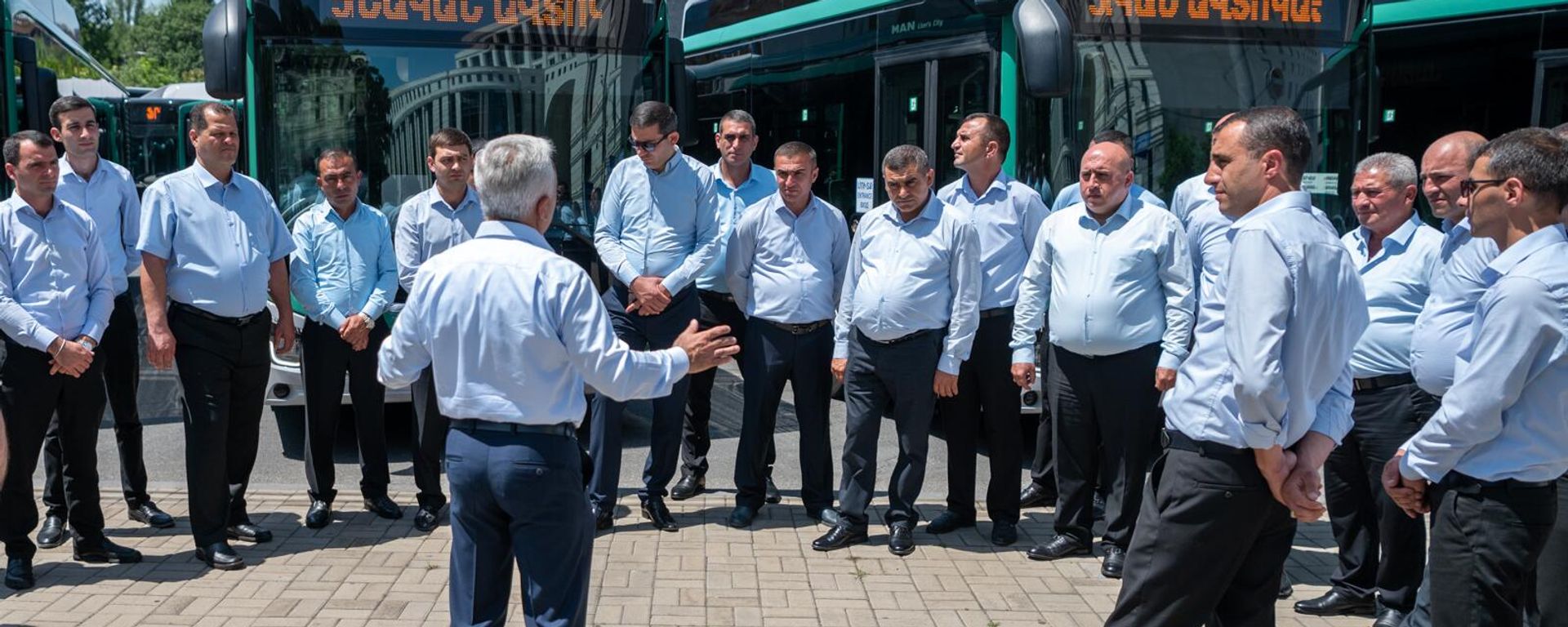 Երևանում տեղի ունեցավ ավտոբուսային պարկի բացումը - Sputnik Արմենիա, 1920, 30.05.2023