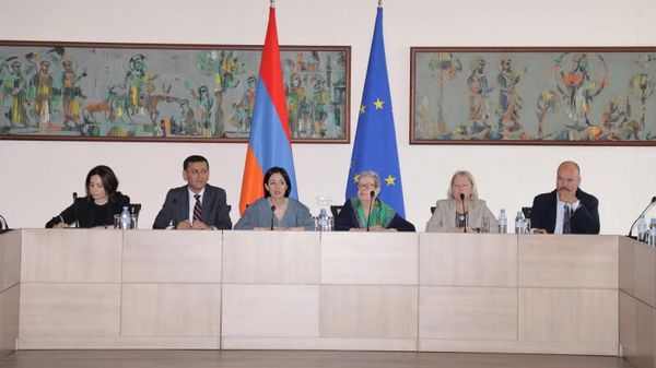Ժաննա Անդրեասյանն ընդունել է Եվրոպական խորհրդի Արևելյան Եվրոպայի և Կենտրոնական Ասիայի հարցերով աշխատանքային խմբի անդամներին - Sputnik Արմենիա