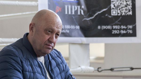 Основатель частной военной компании Вагнер Евгений Пригожин на презентации проекта Второй фронт (31 мая 2023). Владивосток - Sputnik Армения