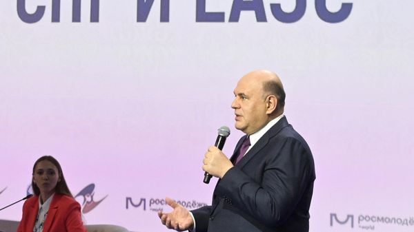 Председатель правительства РФ Михаил Мишустин на открытии II Молодежный форум СНГ И ЕАЭС (7 июня 2023). Сочи - Sputnik Армения