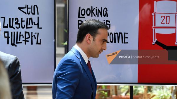 Տիգրան Ավինյանը «Ոսկե ծիրանին» - Sputnik Արմենիա