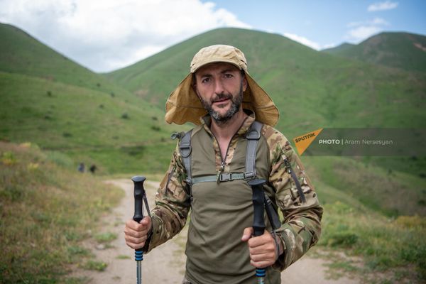 Участник горного кубка, основатель ВПО Азаташен Ишхан Геворгян Участник горного кубка, основатель ВПО Азаташен Ишхан Геворгян - Sputnik Армения
