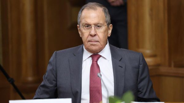 Глава МИД России Сергей Лавров на заседании в расширенном составе министров иностранных дел стран ОДКБ (20 июня 2023). Минск - Sputnik Армения