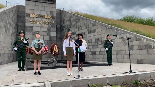 Память погибших в Великой Отечественной войне почтили сегодня и в Гюмри - Sputnik Армения
