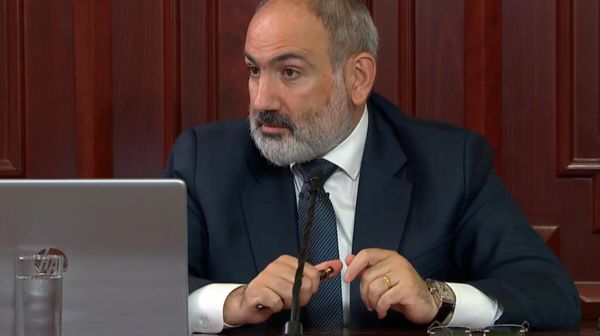 Премьер-министр Никол Пашинян на продолжении заседания Следственной комиссии по изучению обстоятельств боевых действий, развязанных 27-го сентября 2020 года (27 июня 2023). Еревaн - Sputnik Армения