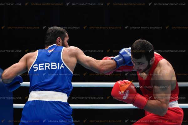 Боксер Гурген Мадоян в мужской весовой категории 71 кг. во время боя с противником из Сербии на III Европейских Летних Играх (28 июня 2023). Краков - Sputnik Армения
