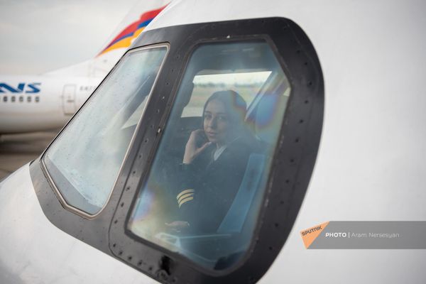 Пилот Надежда Бенклян - Sputnik Армения