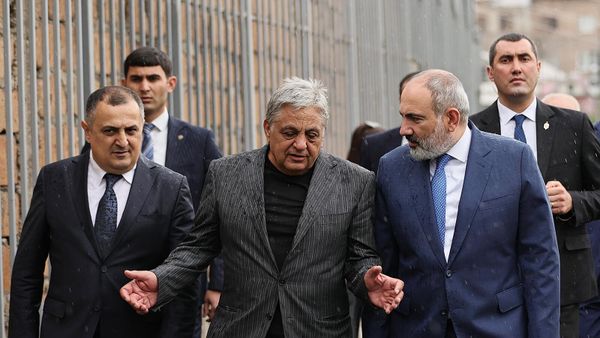 Նիկոլ Փաշինյանը, Խորեն Հովհաննիսյանն ու Կարեն Գիլոյանը - Sputnik Արմենիա