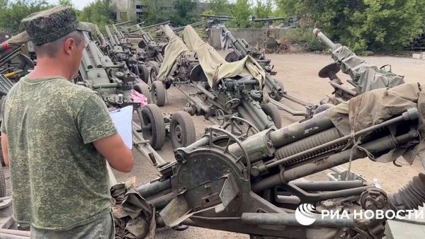 Кадры приема министерством обороны РФ вооружения и техники группы Вагнер - Sputnik Армения