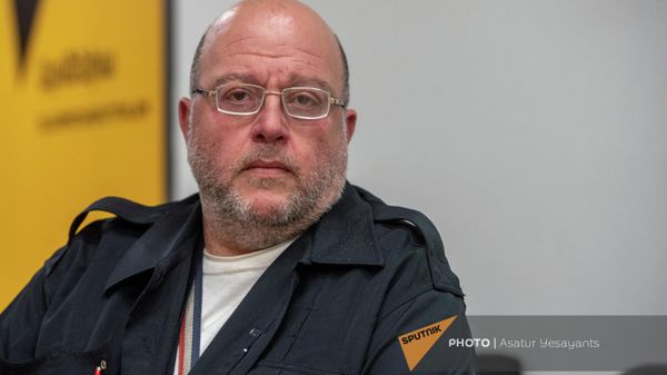 Журналист-блогер Лео Николян в гостях радио Sputnik - Sputnik Армения