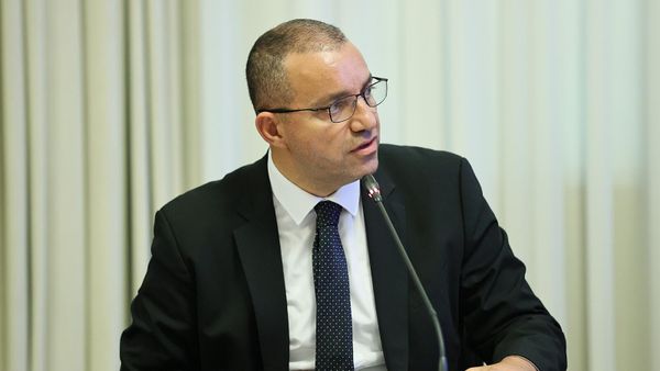 Վահան Քերոբյան - Sputnik Արմենիա