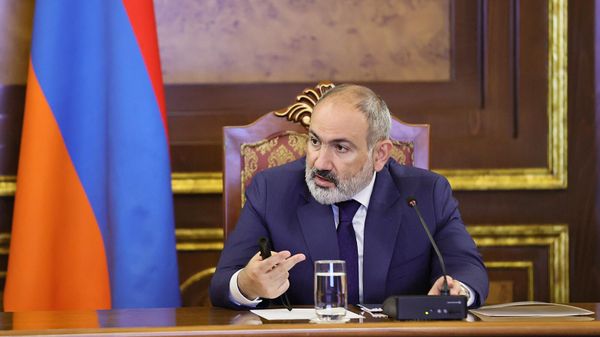 Премьер-министр Никол Пашинян на заседании Мониторингового совета по реализации стратегии судебно-правовых реформ Армении на 2022-2026 гг. и плана исходящих из Стратегии действий (20 июля 2023). Еревaн - Sputnik Армения