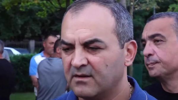 Бывший генпрокурор Армении Артур Давтян на общенародном движении в поддержку Нагорного Карабаха (21 июля 2023). Еревaн - Sputnik Армения
