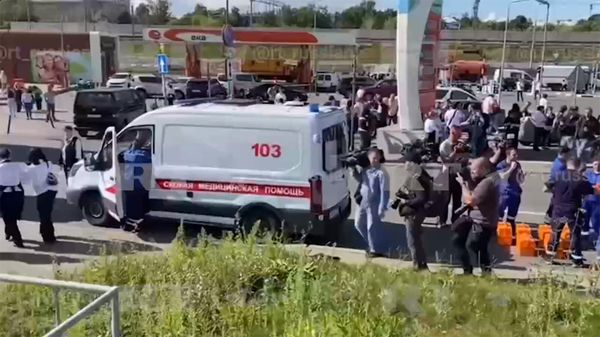 Ситуация у ТЦ Времена года в Москве - Sputnik Армения