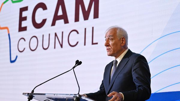 Президент Армении Ваагн Хачатурян принял участие в саммите Европейского корпоративного совета Африки и Ближнего Востока (ECAM Council) (24 июля 2023). Италия - Sputnik Армения