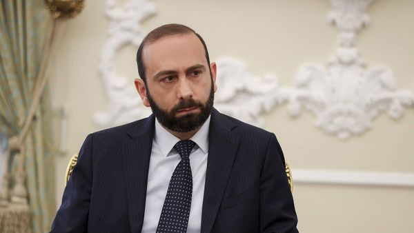 Президент Ирана Сейед Эбрагим Раиси принял министра иностранных дел Армении Арарата Мирзояна (24 июля 2023). Тегеран - Sputnik Армения