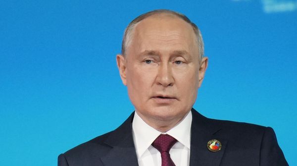 Президент РФ Владимир Путин - Sputnik Армения