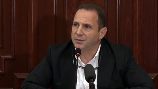 Давид Тоноян на заседания комиссии Национального Собрания РА по изучения обстоятельств военных действий, развязанных 27 сентября 2020 года (1 августа 2023). Еревaн - Sputnik Армения